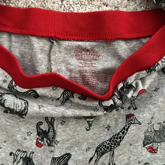 Mommy and Me Matching Christmas Pajamas - Picture 7 of 7